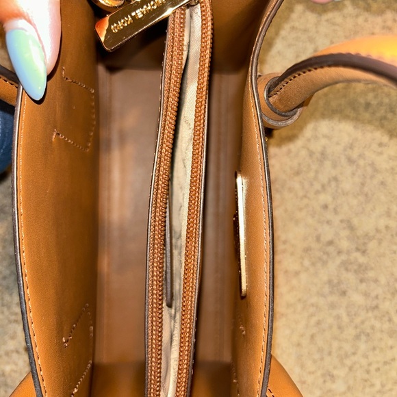 Michael Kors Tan and Cream Satchel - Picture 4 of 5